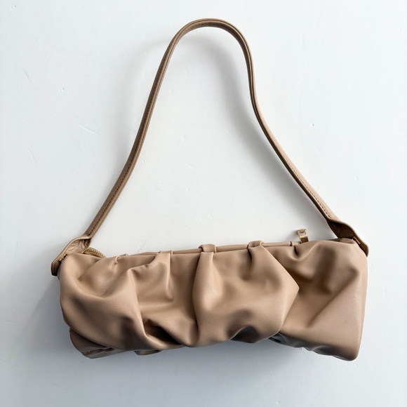 8 other reasons puff shoulder baguette bag - Picture 5 of 10